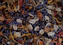 Load image into Gallery viewer, Oats &amp; Herbs Bath Tea
